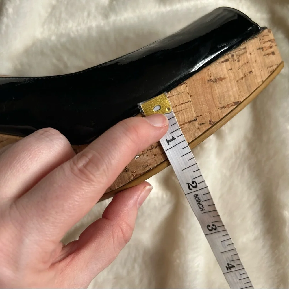 Stuart Weitzman black patent leather jean peep toe cork wedge sandals 9.5 - Picture 12 of 12